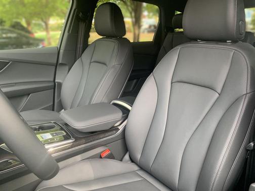 2026 Audi Q7 45 Premium