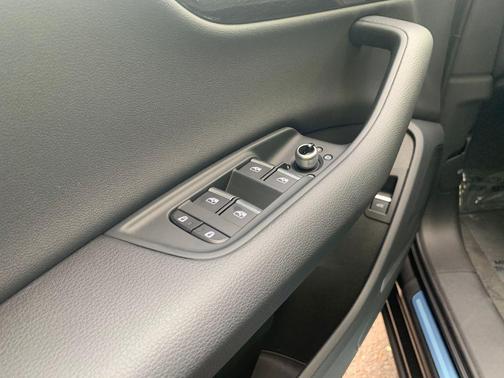 2026 Audi Q7 45 Premium
