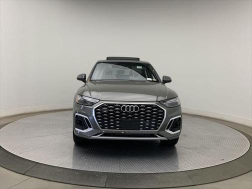 2024 Audi Q5 45 S line Premium