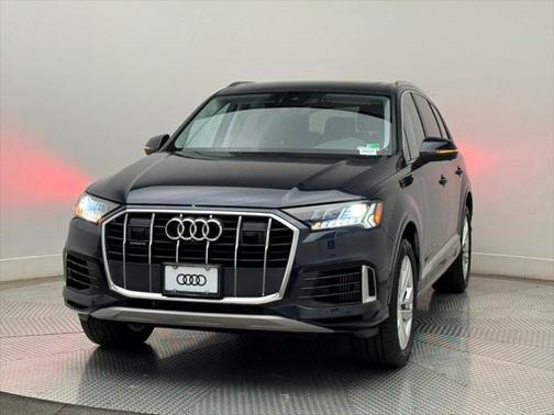 2024 Audi Q7 55 Premium Plus