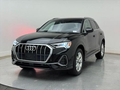 2025 Audi Q3 45 S line Premium Plus