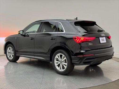 2025 Audi Q3 45 S line Premium Plus