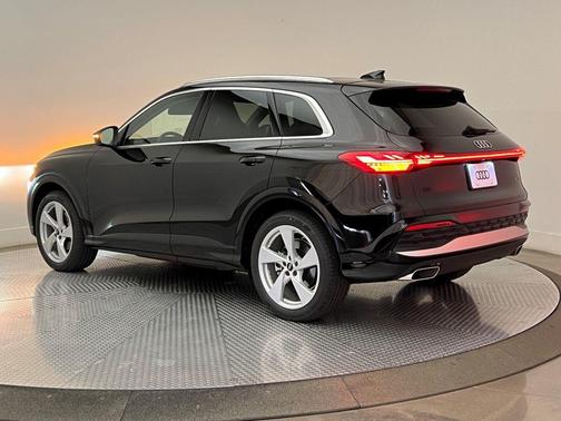 2025 Audi Q5 Prestige TFSI quattro S tronic