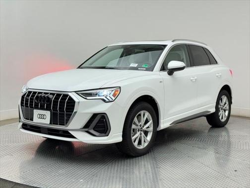 2025 Audi Q3 45 S line Premium Plus