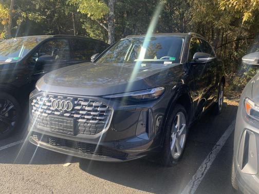 2025 Audi Q5 Premium Plus TFSI quattro S tronic