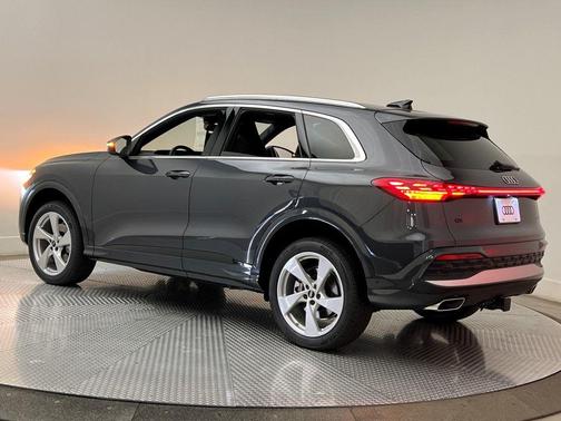 2025 Audi Q5 Premium Plus TFSI quattro S tronic