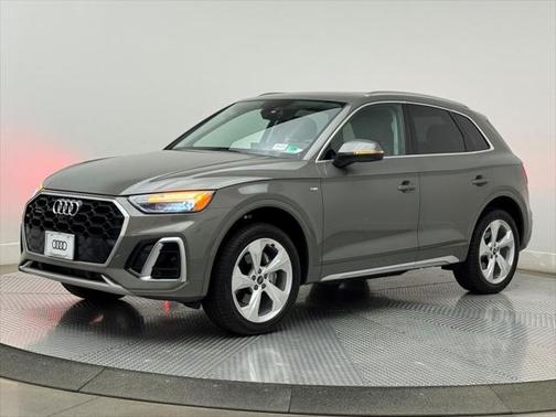 2025 Audi Q5 45 S line Premium Plus