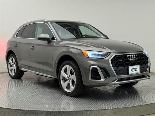2025 Audi Q5 45 S line Premium Plus