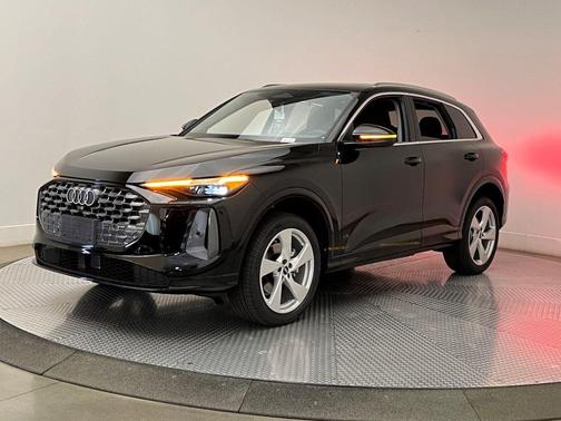 2025 Audi Q5 Premium Plus TFSI quattro S tronic
