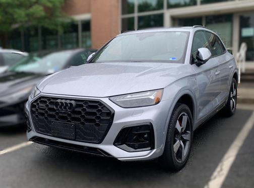 Florett Silver Metallic 2024 Audi Q5 45 S line Prestige