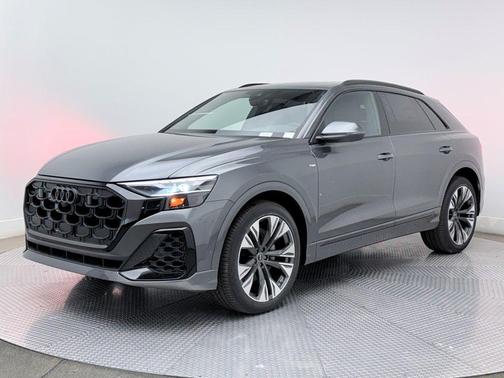 2026 Audi Q8 55 Premium Plus