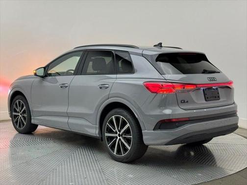 2025 Audi Q4 e-tron Premium 45 quattro