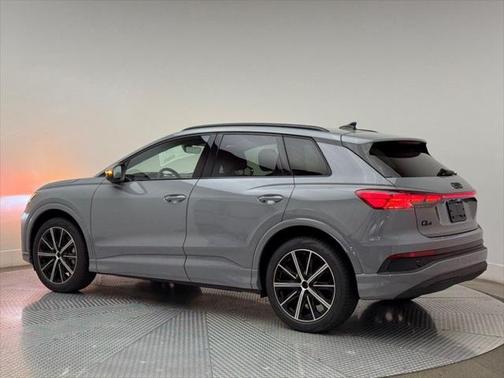 2025 Audi Q4 e-tron Premium 45 quattro