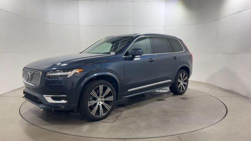 2023 Volvo XC90 B6 Ultimate 7-Seater