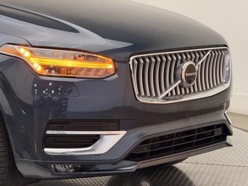 2023 Volvo XC90 B6 Ultimate 7-Seater
