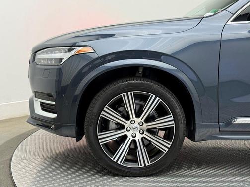 2023 Volvo XC90 B6 Ultimate 7-Seater