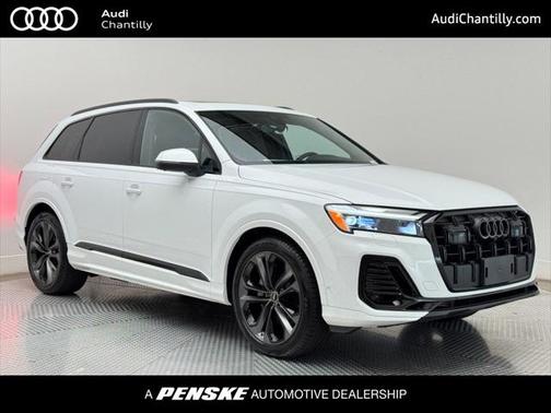 2025 Audi Q7 55 Premium Plus