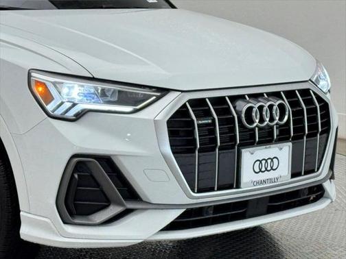 2024 Audi Q3 45 S line Premium Plus