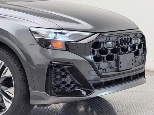 2026 Audi Q8 55 Premium Plus