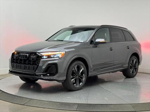 2025 Audi Q7 55 Prestige