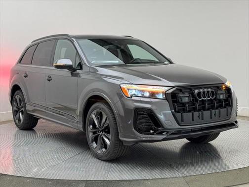 2025 Audi Q7 55 Prestige