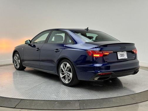 2023 Audi A4 45 S line Premium Plus