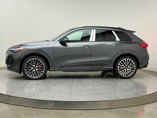 2025 Audi SQ5 3.0T Premium Plus