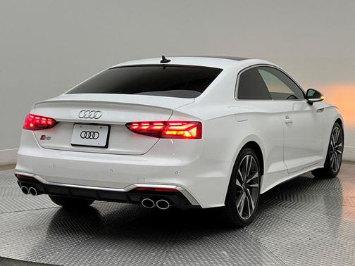 2022 Audi S5 3.0T Premium Plus