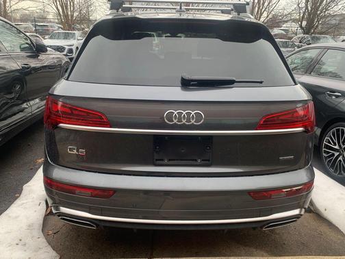 2023 Audi Q5 45 S line Premium