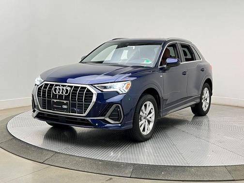 2025 Audi Q3 45 S line Premium Plus