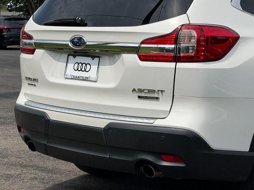 Crystal White Pearl 2019 Subaru Ascent Touring 7-Passenger