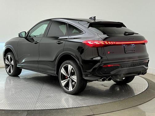 2025 Audi SQ5 3.0T Premium Plus