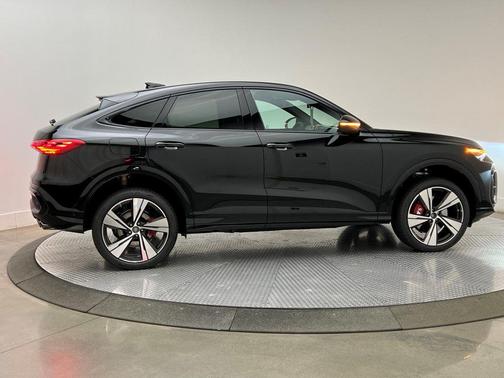 2025 Audi SQ5 3.0T Premium Plus