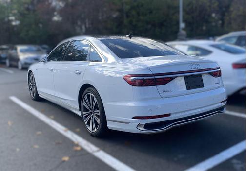 2022 Audi A8 L 55 TFSI quattro Tiptronic