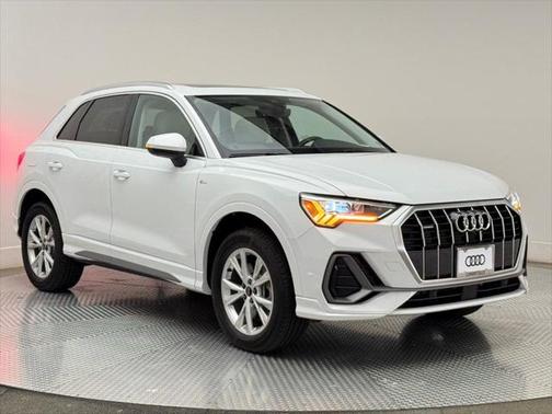 2025 Audi Q3 45 S line Premium Plus
