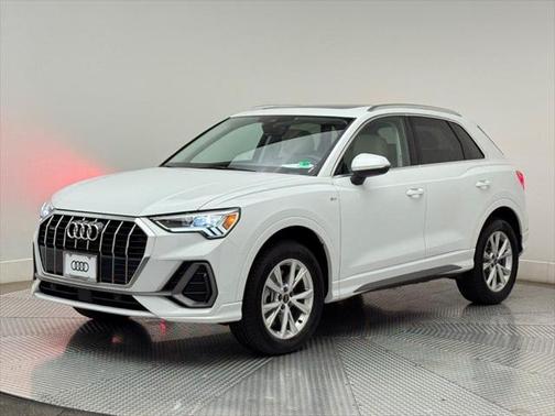 2025 Audi Q3 45 S line Premium Plus