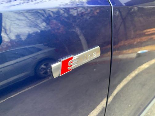 2022 Audi Q3 45 S line Premium Plus