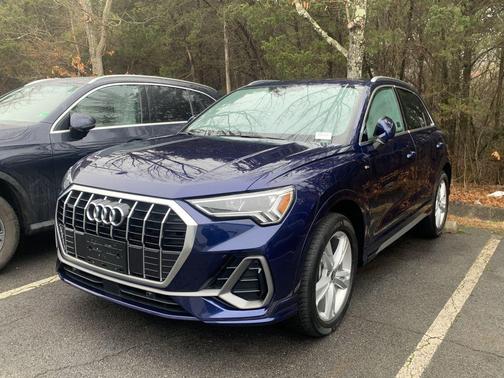 2022 Audi Q3 45 S line Premium Plus