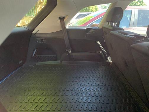 Mythos Black Metallic 2023 Audi Q7 45 Premium Plus