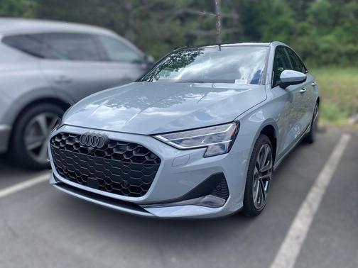 Arrow Gray Pearl Effect 2026 Audi A3 Premium