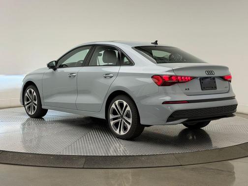 Arrow Gray Pearl Effect 2026 Audi A3 Premium