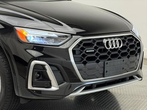 2025 Audi Q5 45 S line Premium