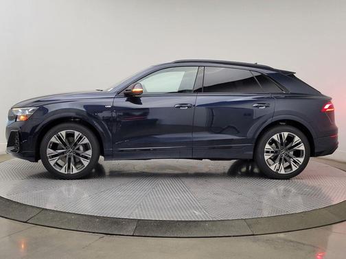Waitomo Blue Metallic 2026 Audi Q8 55 Premium Plus