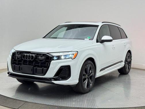 2025 Audi Q7 55 Prestige