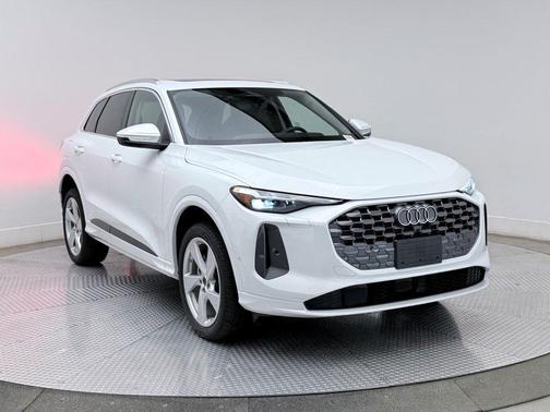 2025 Audi Q5 Premium Plus TFSI quattro S tronic