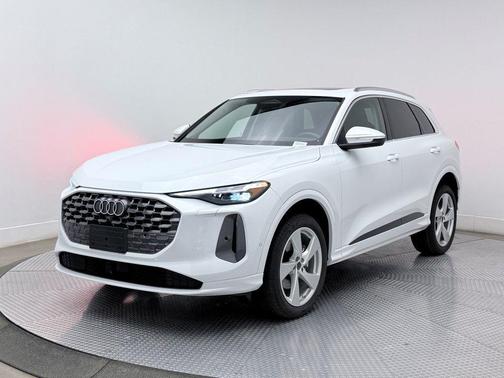 2025 Audi Q5 Premium Plus TFSI quattro S tronic