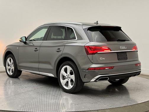 2023 Audi Q5 45 S line Premium Plus