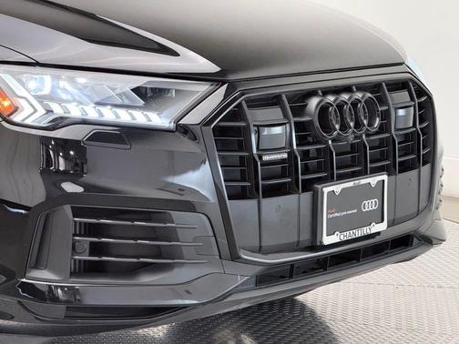 2023 Audi Q7 55 Prestige