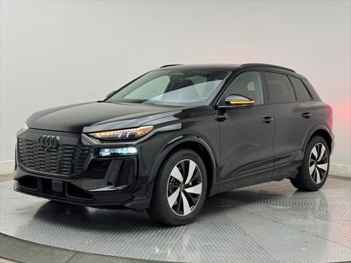 2025 Audi SQ6 e-tron Premium quattro