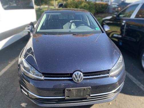2018 Volkswagen Golf TSI S